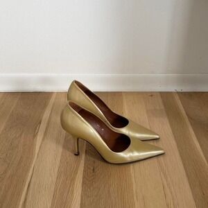 Vintage Donald J Pliner Beige Patent Leather Pointed Heels Size 6 Made in Spain